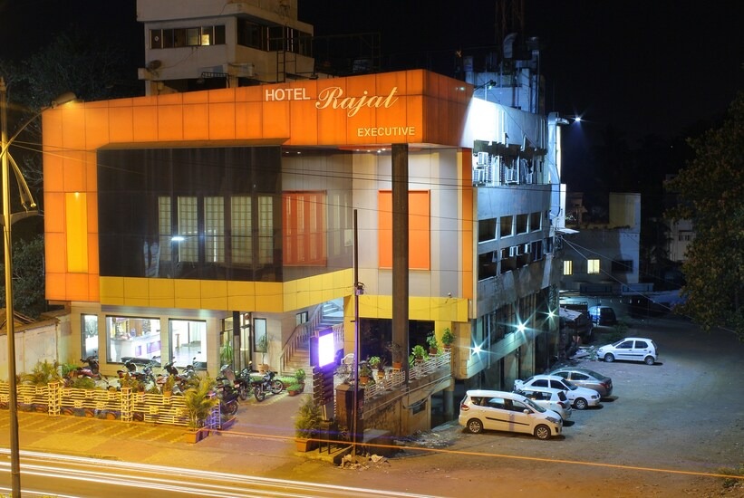 HOTEL RAJAT EXECUTIVE